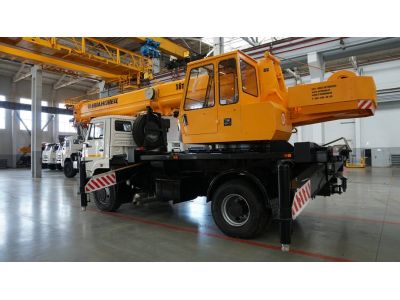 Автокран КС-35714К-3