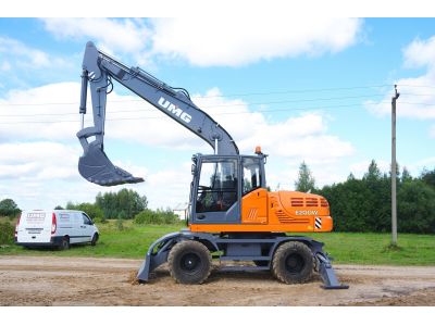 Колесный экскаватор UMG E200W